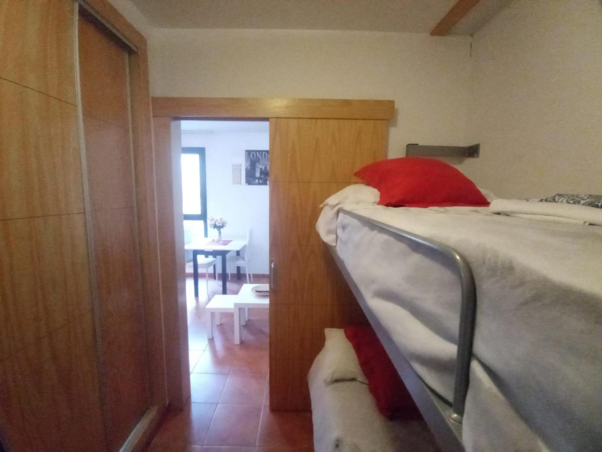 Estudio En Zona Baja Y Garaje Opcional シエラネバダ エクステリア 写真